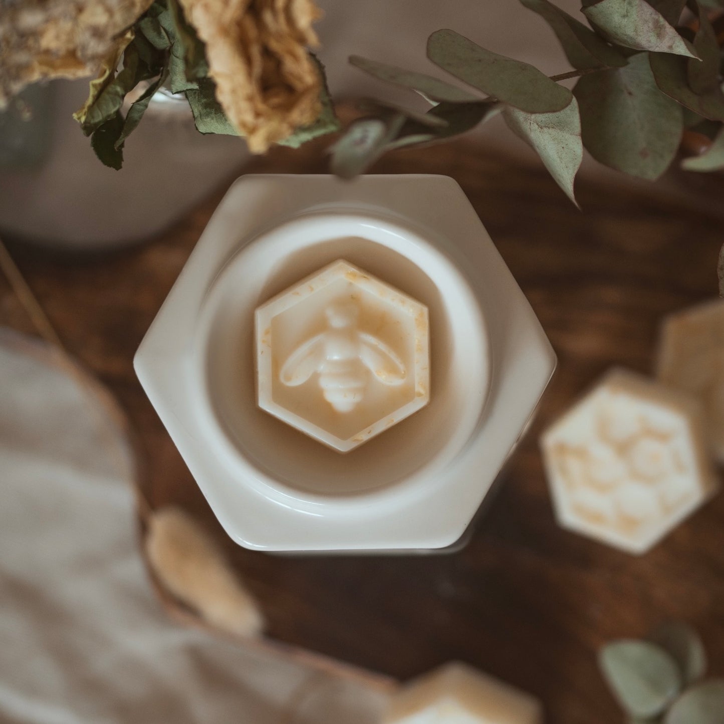 Freesia & White Sands