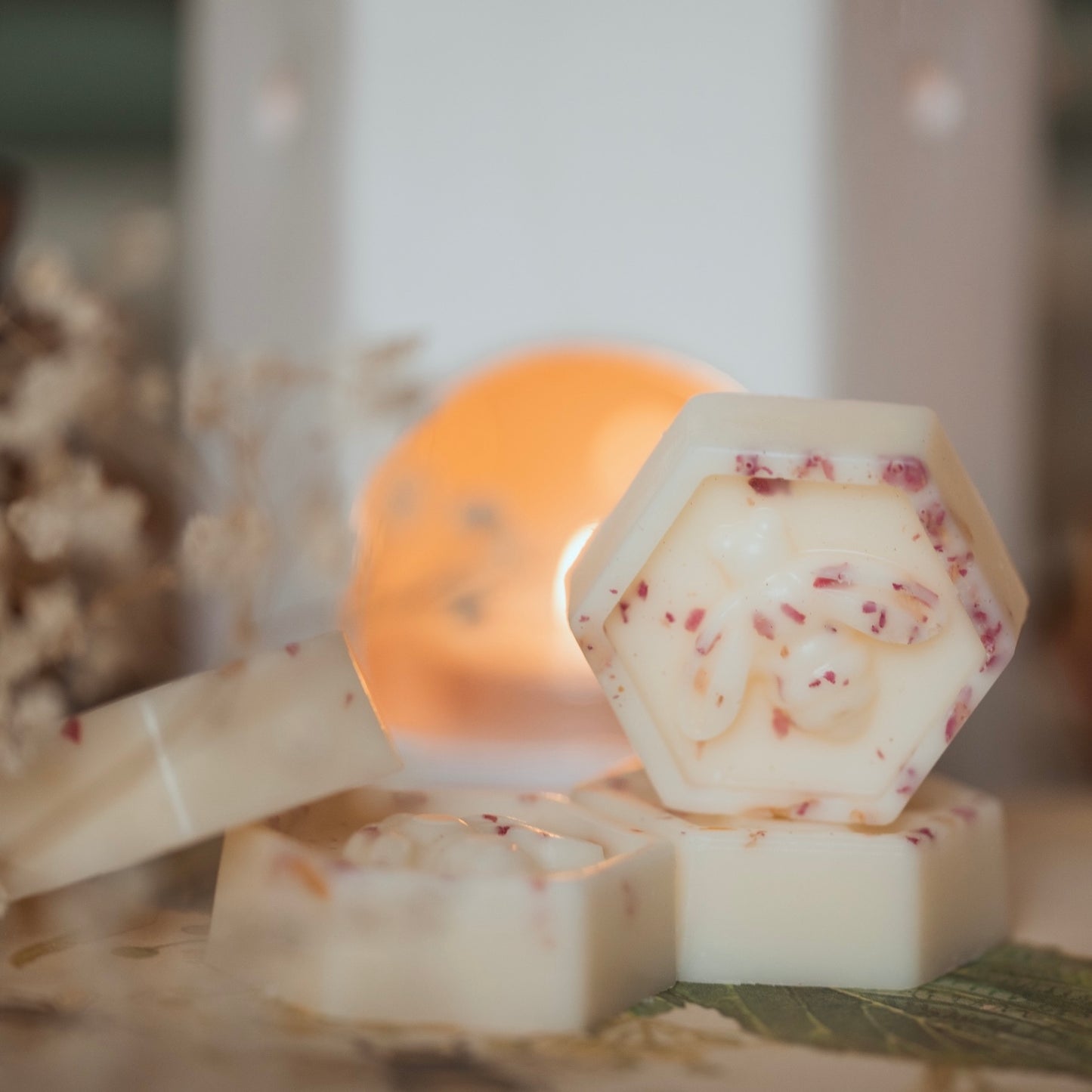 English Pear & Freesia